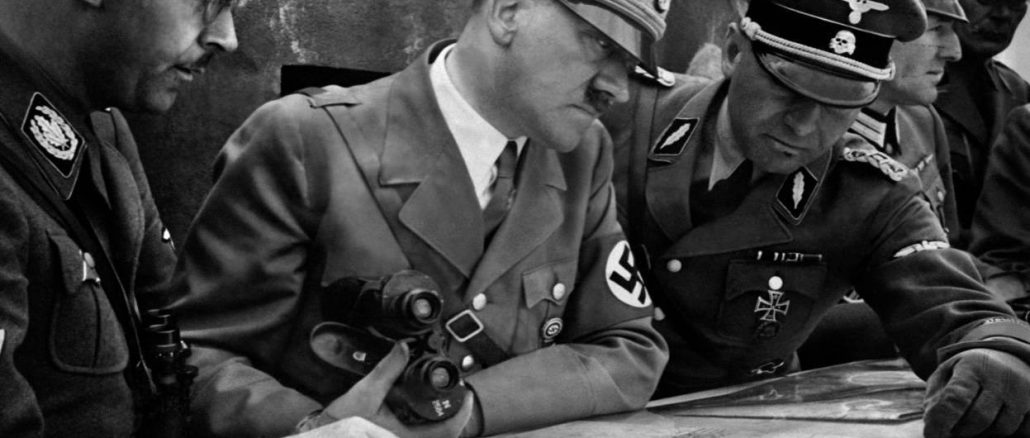 Adolf Hitler con Himmler