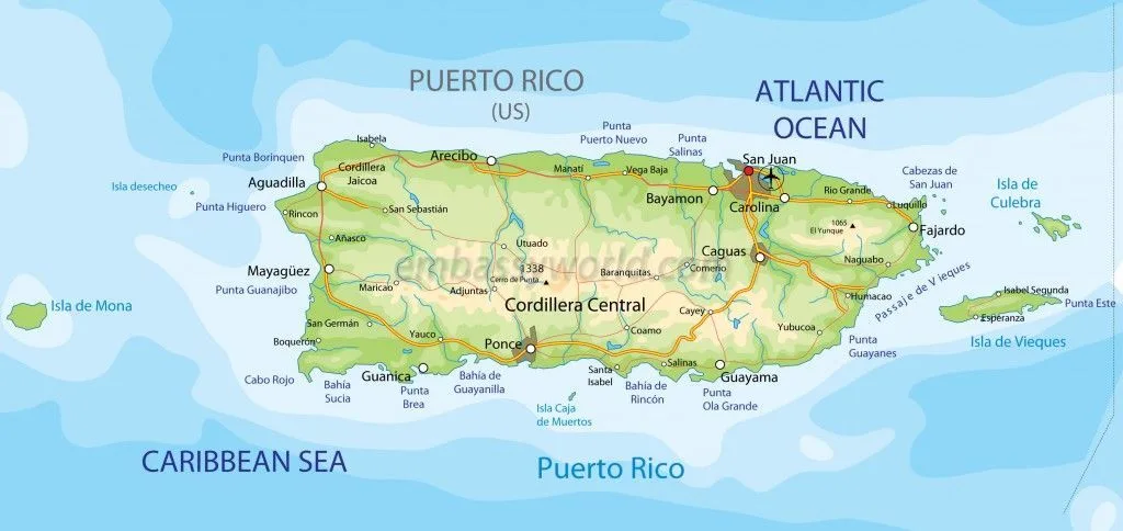 Mapa físico de la isla de Puerto Rico. En la parte central se encuentra una cordillera, obligando a que la actividad se realice en la costa circundante