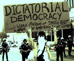 Ideologías terroristas o los límites de la sociedad democrática