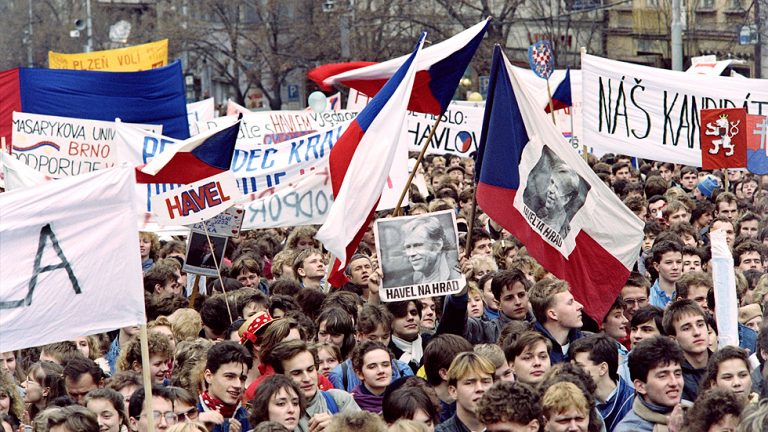 Checoslovaquia bodas de brillantes, divorcio de terciopelo El Orden