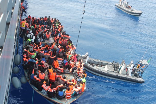 El largo camino del refugiado: esclavos a las puertas de Europa
