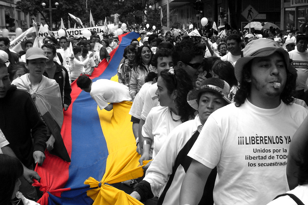 Cuando el ELN resucitó el uribismo en Colombia