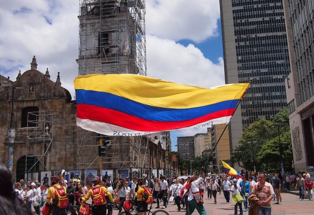 Tres años después del acuerdo, Colombia sigue esperando la paz