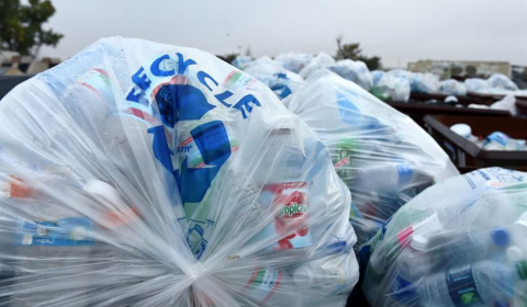 Prohibir las bolsas de plástico no va a detener el cambio climático