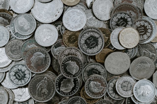 ¿Por qué usa Liechtenstein el franco suizo como moneda?