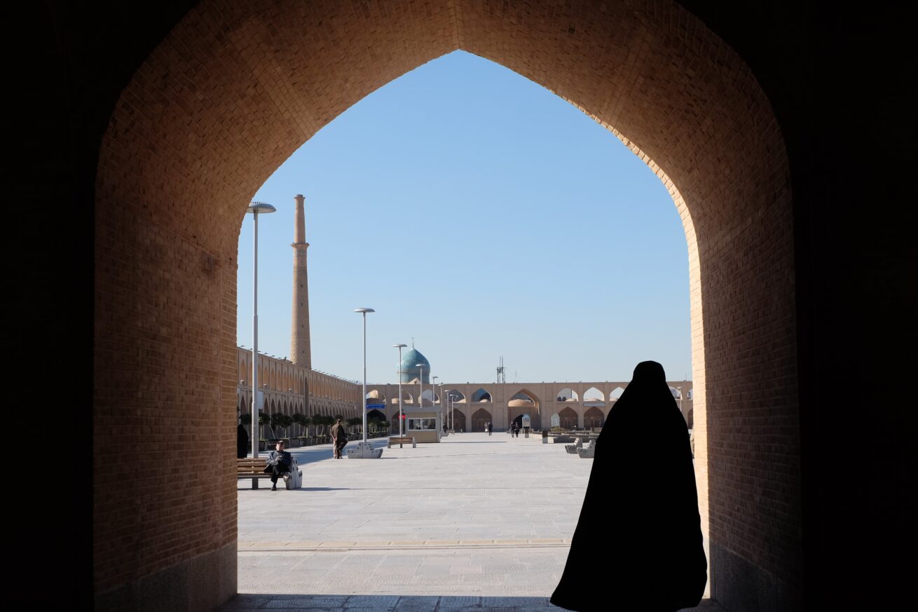 Las iraníes dicen basta a las normas de los ayatolás