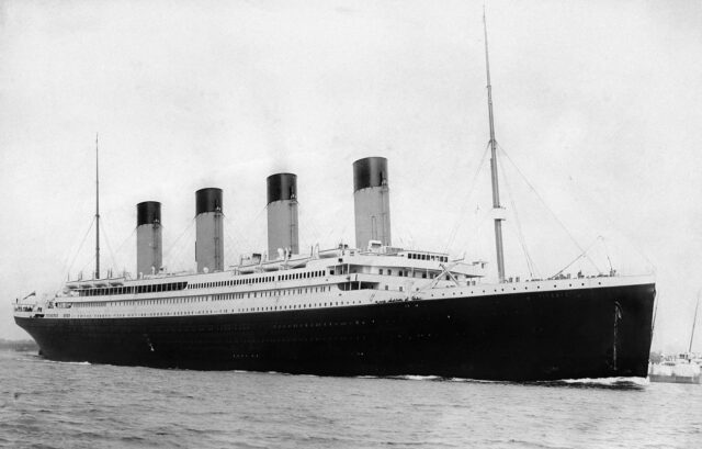 15 de abril de 1912: el RMS Titanic se hunde en su primer viaje de Inglaterra a Estados Unidos