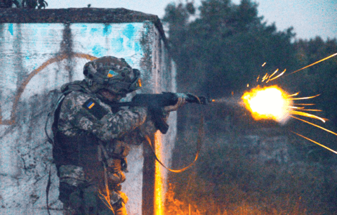 La estrategia ucraniana en Bajmut: perder la batalla para ganar la guerra