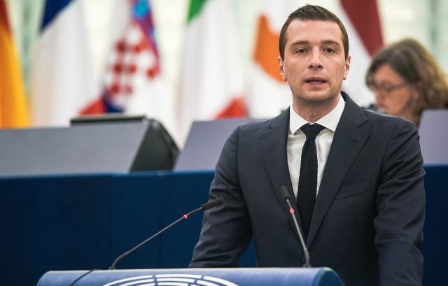 ¿Quién es Jordan Bardella, el joven ultraderechista que puede ser primer ministro de Francia?