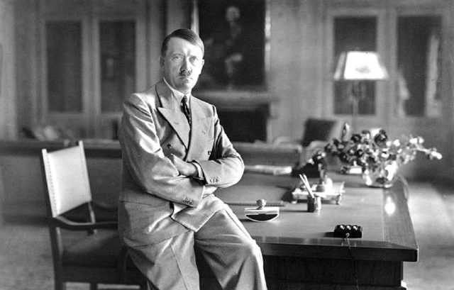 No, Hitler no era comunista