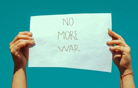 ¿“No más guerra”? Lo que necesitamos es repensar el pacifismo