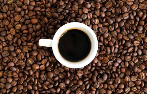 Por qué el café está cada vez más caro: de la crisis climática a Gaza y Trump