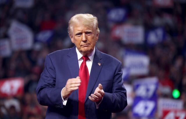 ¿Puede Trump cancelar las ‘midterms’? Ya las está reventando