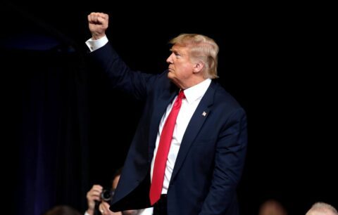 Trump y el “ejecutivo unitario”: la oscura teoría legal para caminar hacia el poder absoluto