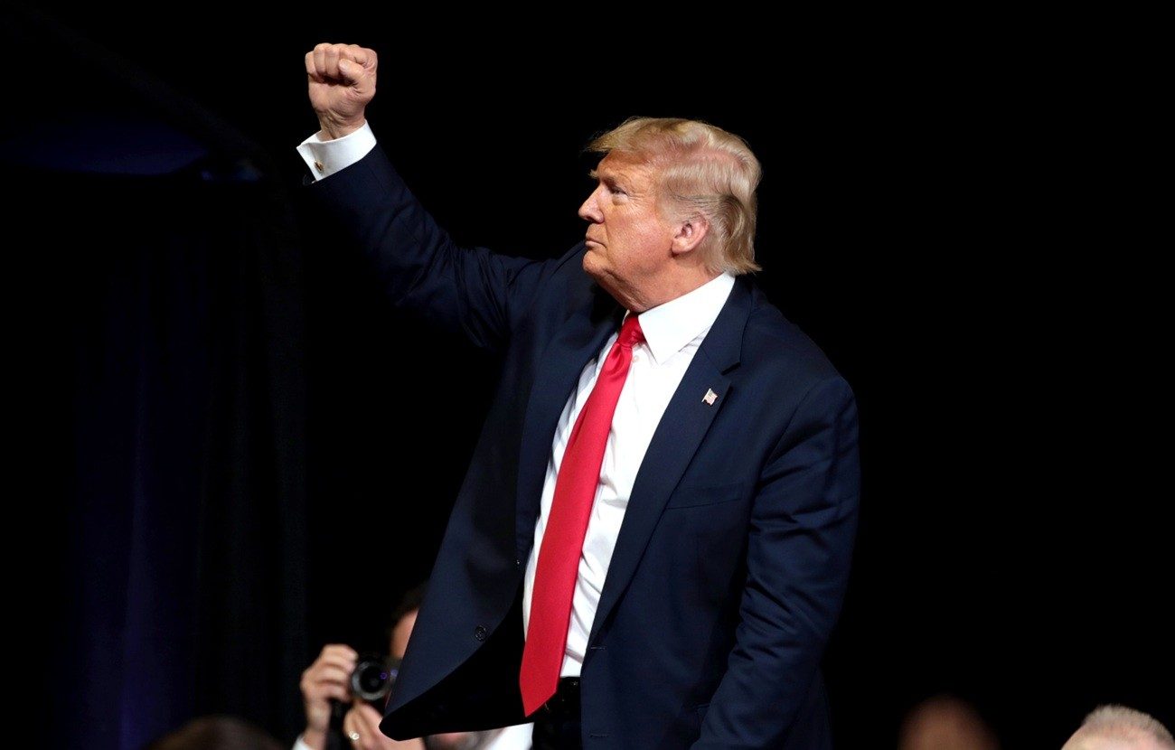 Trump y el “ejecutivo unitario”: la oscura teoría legal para caminar hacia el poder absoluto