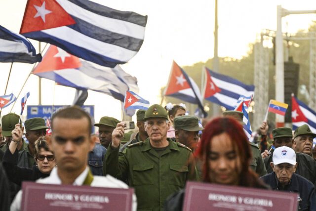 Cuba se ha quedado sola. Por qué nadie quiere ayudar al régimen
