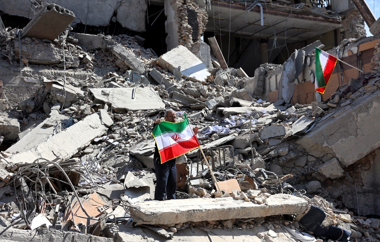 Cómo Irán ha resistido guerras e invasiones: de usar mártires a negociar la paz