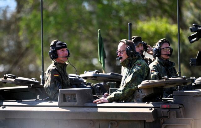 El rearme alemán: del miedo al pasado a construir el ejército más potente de Europa