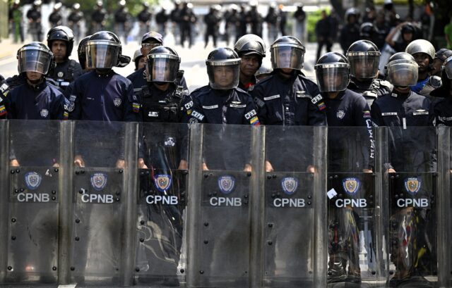 La represión en Venezuela: un aparato del chavismo que mantiene Delcy Rodríguez